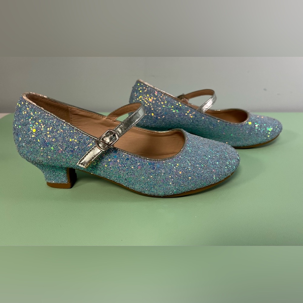 Eight KM Kid Blue Sparkle Glittery Square Low Heel 1 1/2” Girl Shoes,Size 4 (35)